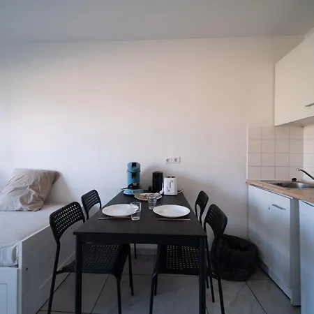 Appartement Tout Equipe A 6 Minutes De La Gare St Charles-2