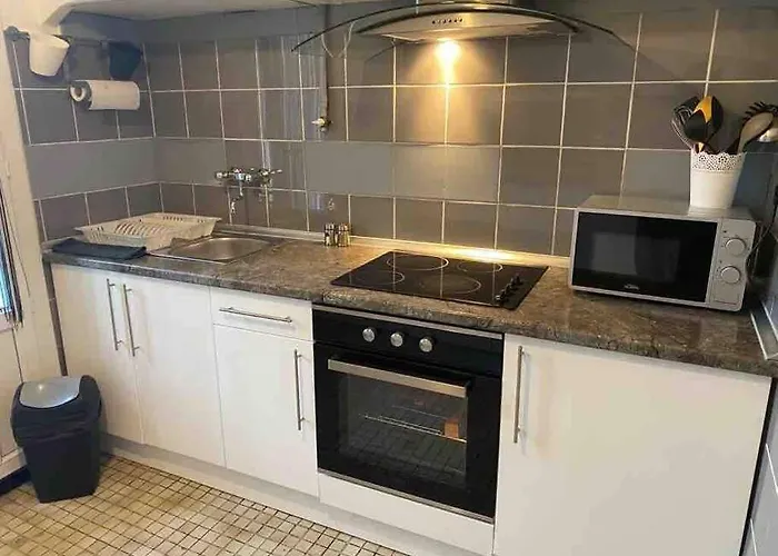 Appartement T4 A Deux Pas De La Gare St Charles Marsella