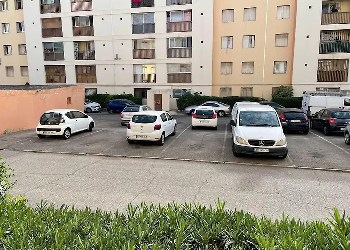 Jolie Charmant T3 Refait A Neuf A Marsella