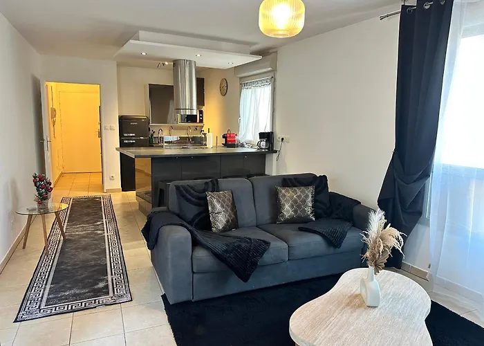 Superbe appartement tout équipé avec parking. Marsella