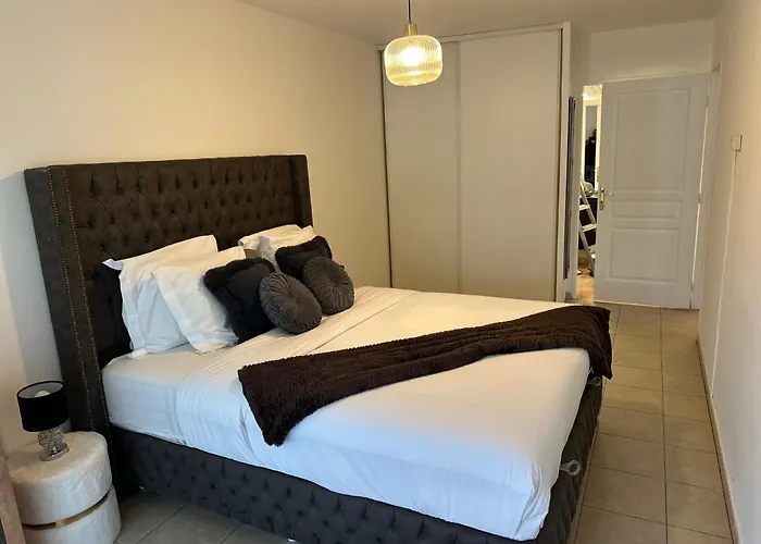Superbe appartement tout équipé avec parking. Marsella